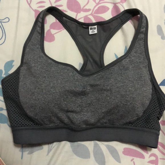 uniqlo active bra